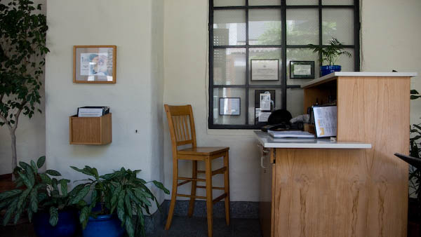The Honolulu Academy of Art's Pavillion Cafe, another favorite spot for both of us.