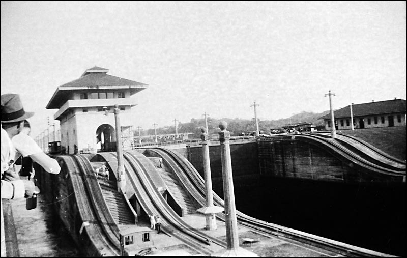 panama_canal_.jpg