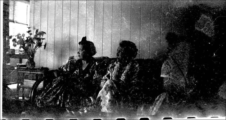 luau-1949-11.jpg